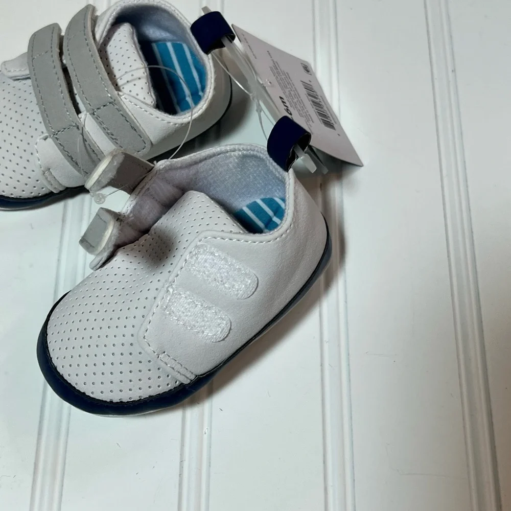 Carter's Baby Walker 3-6M Shoes NWT